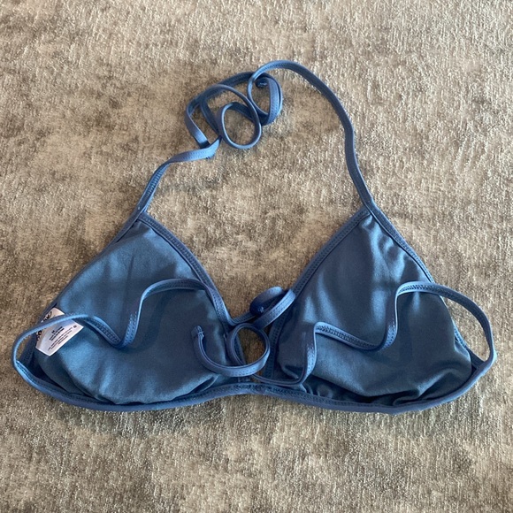 Mossimo triangle size Medium blue ribbed bikini top. {1077} - Picture 2 of 6